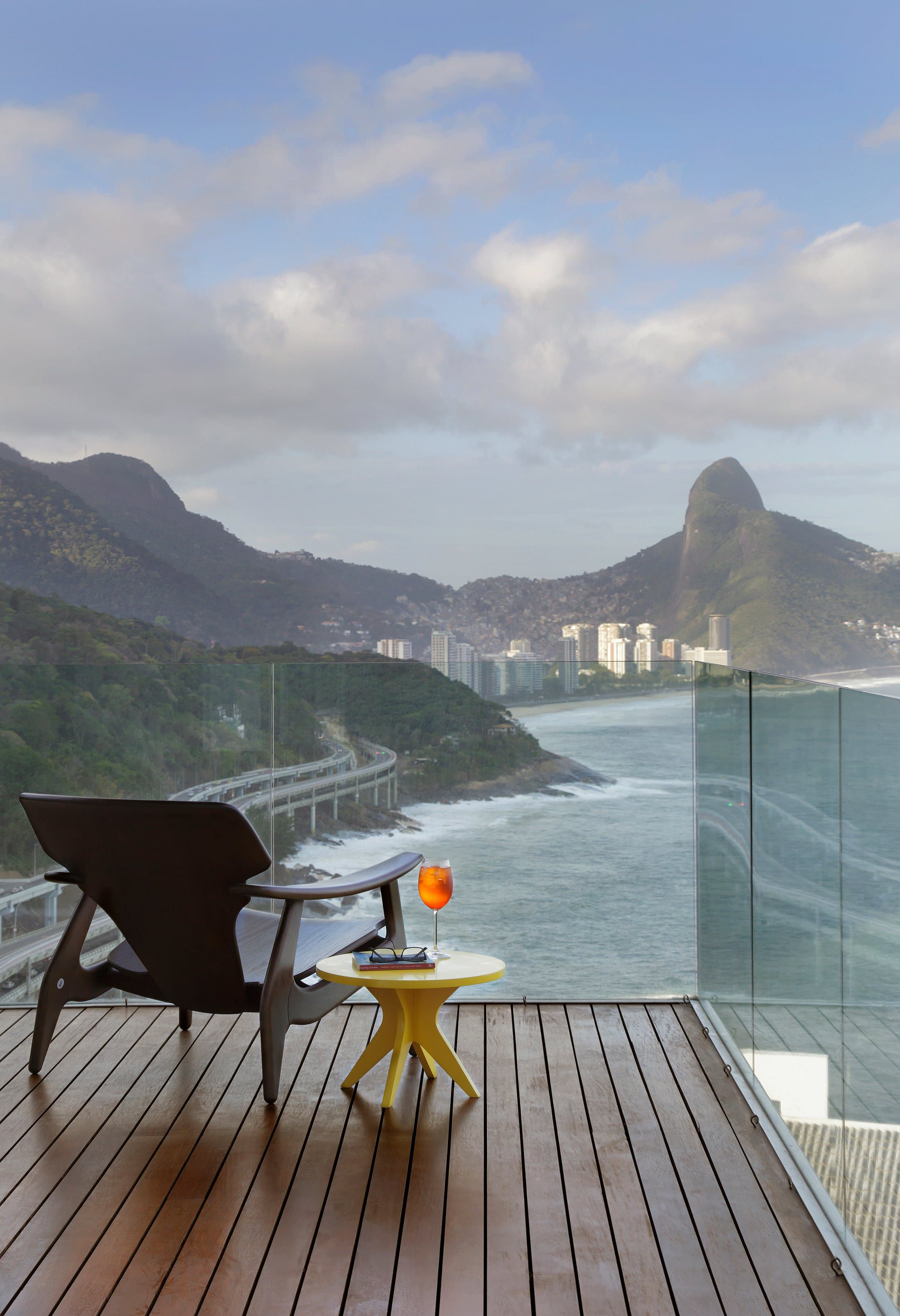 Furnished apartment in Glória